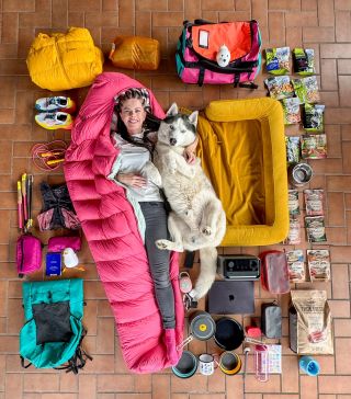 Zase trochu jinej gear list 🤷🏽‍♀️🐻‍❄️ To bude expedice! 😮‍💨☀️ Pár kousků gearu jsem zatím na fotku nedala, protože by to...