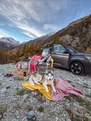 🔪🥸 “A ty se nebojíš? Třeba nějakého zabijáka?” 👻 😁 V první řadě bych chtěla říct - já mám jednoho zabijáka už v autě,...